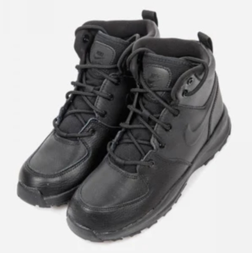Big Boy's Nike Boots